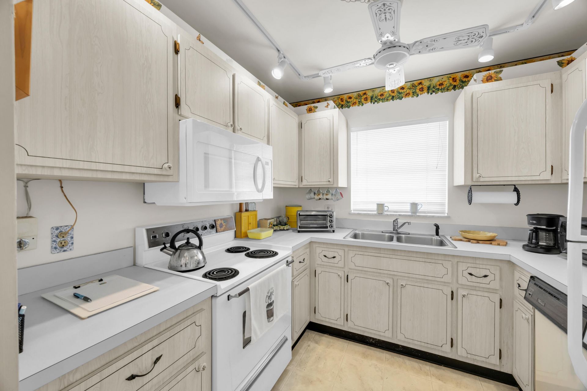 1225 NW 21st Street, Unit 15-1502, Stuart, FL 34994 Photo