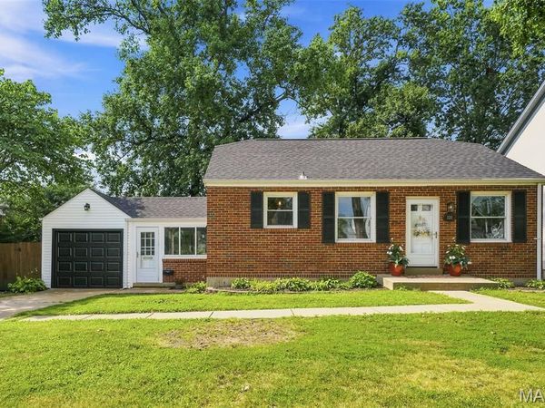 320 Fairway Lane, Kirkwood, MO 63122