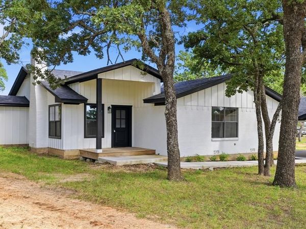109 Aslan Road, Poolville, TX 76487