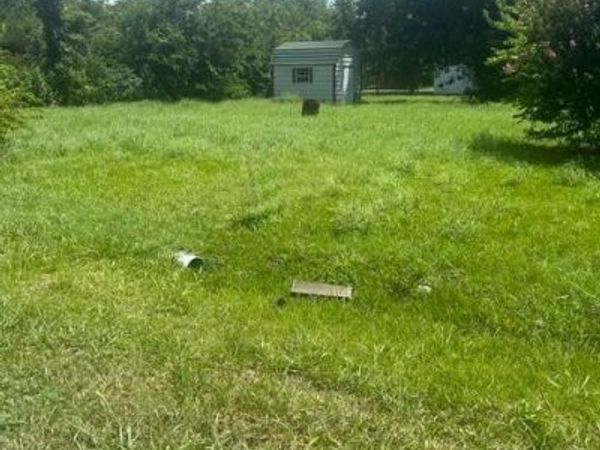 300 S 10th Street, Honey Grove, TX 75446