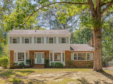410 Colony Woods Drive, Chapel Hill, NC 27517