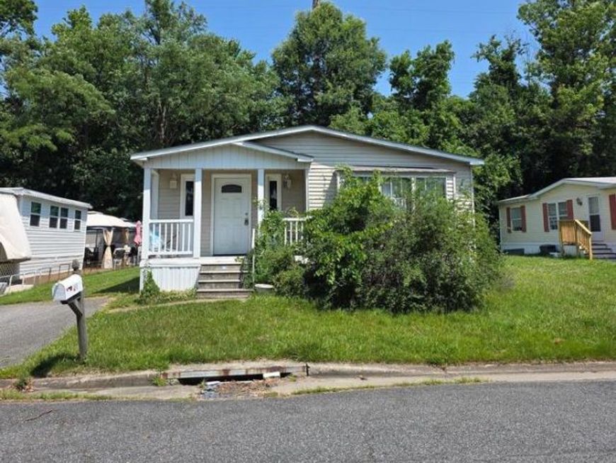 24 Tearose Dr , Middle River, MD 21220 Main Photo