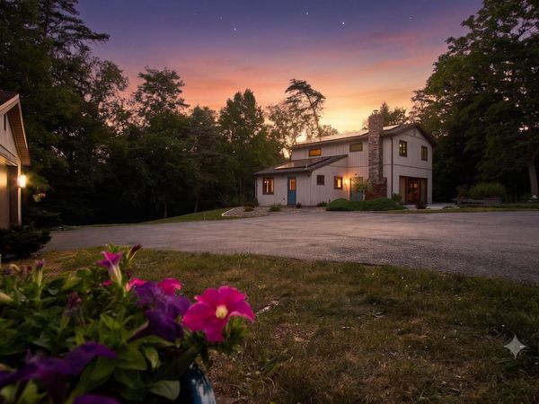 1911 LONGS GAP ROAD, CARLISLE, PA 17013