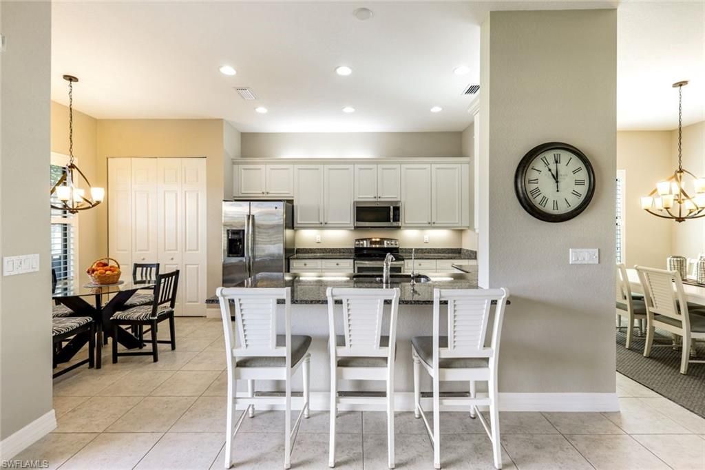 3224 Pacific Dr, Naples, FL 34119 Photo