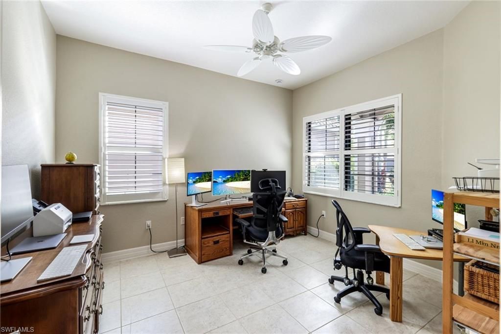 3224 Pacific Dr, Naples, FL 34119 Photo