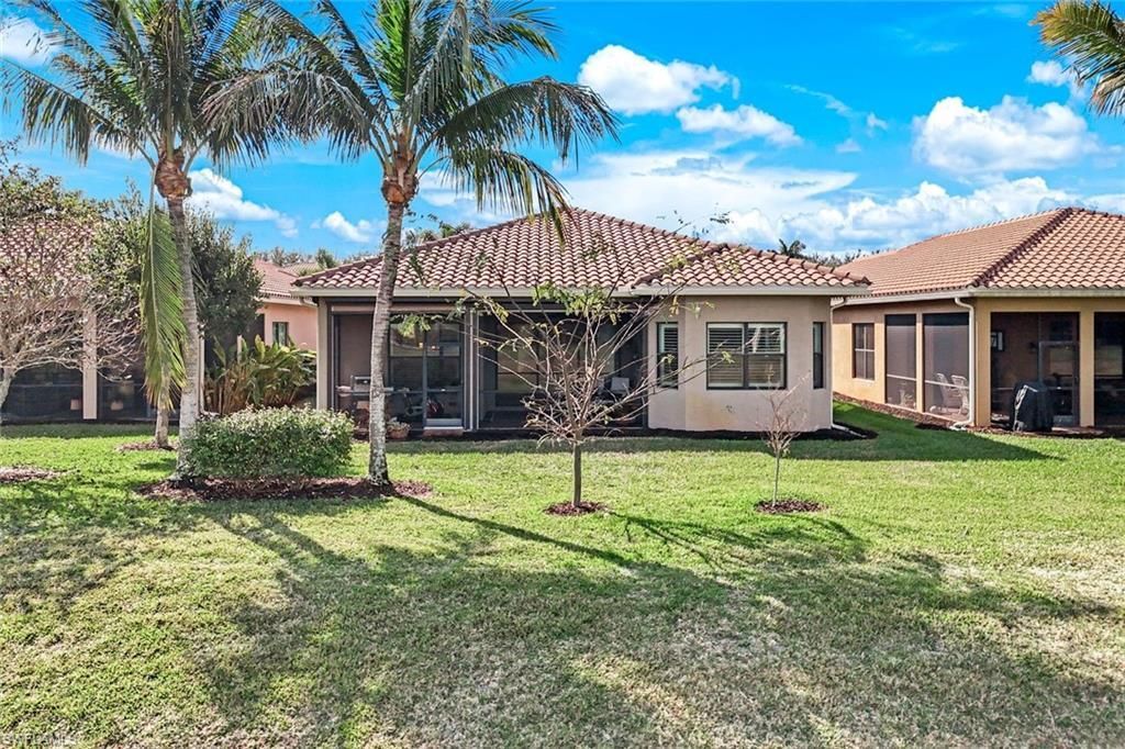 3224 Pacific Dr, Naples, FL 34119 Photo