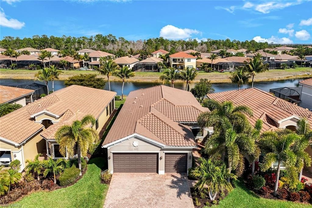 3224 Pacific Dr, Naples, FL 34119 Photo