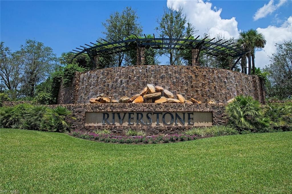 3224 Pacific Dr, Naples, FL 34119 Photo