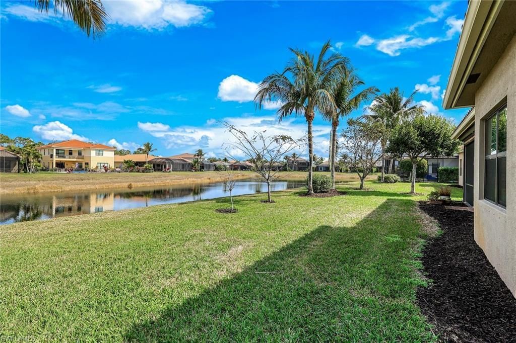3224 Pacific Dr, Naples, FL 34119 Photo