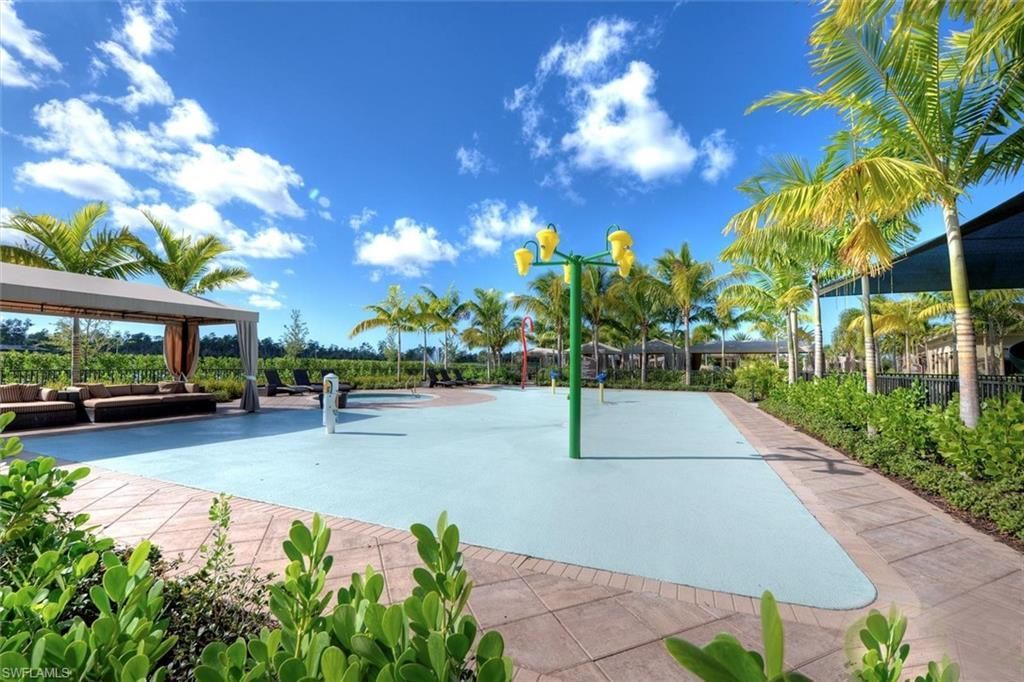 3224 Pacific Dr, Naples, FL 34119 Photo