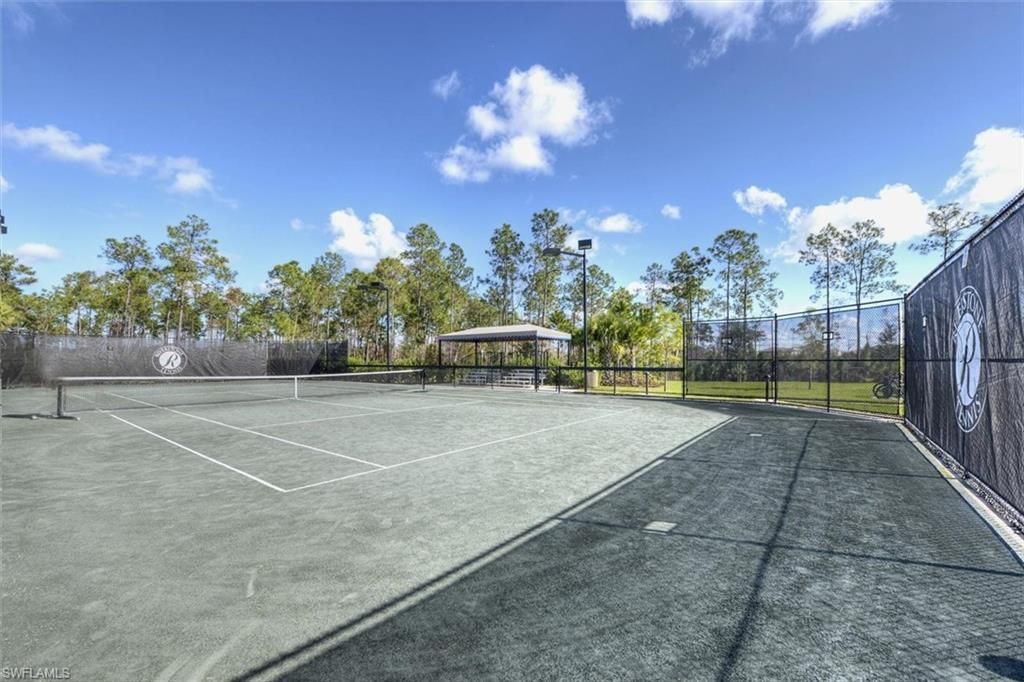 3224 Pacific Dr, Naples, FL 34119 Photo