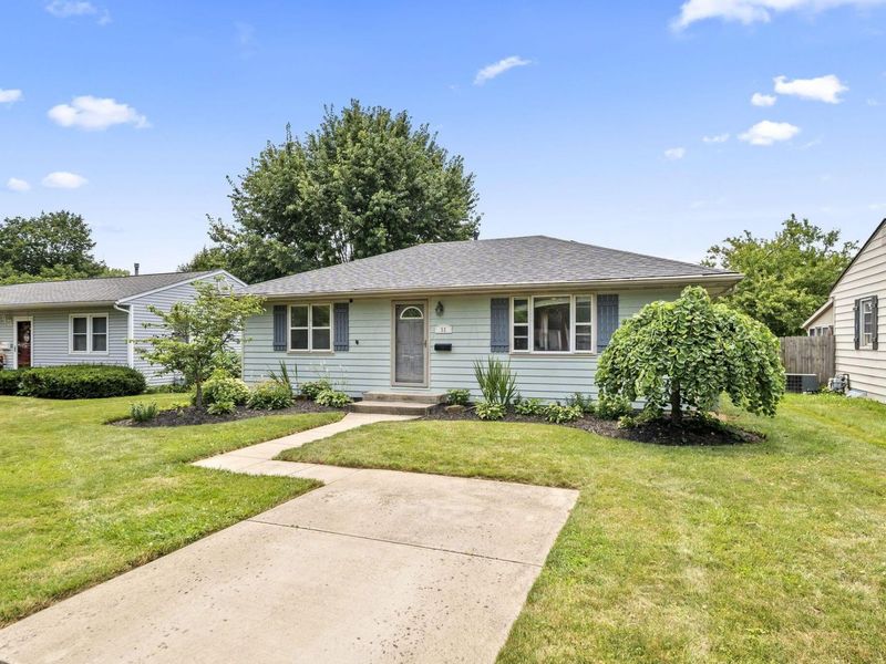 53 E Hocking Street , Canal Winchester, OH 43110 Photo 3