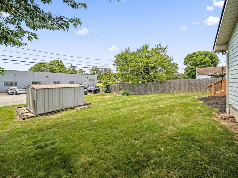 53 E Hocking Street , Canal Winchester, OH 43110 Photo 34