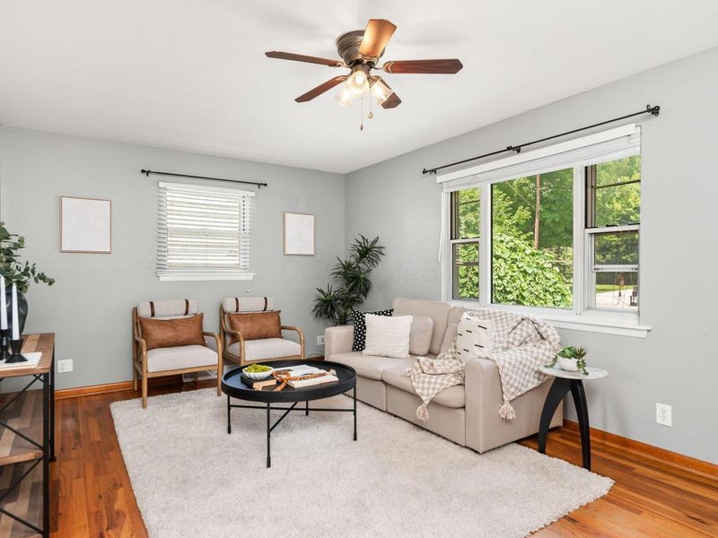 53 E Hocking Street , Canal Winchester, OH 43110 Photo 7