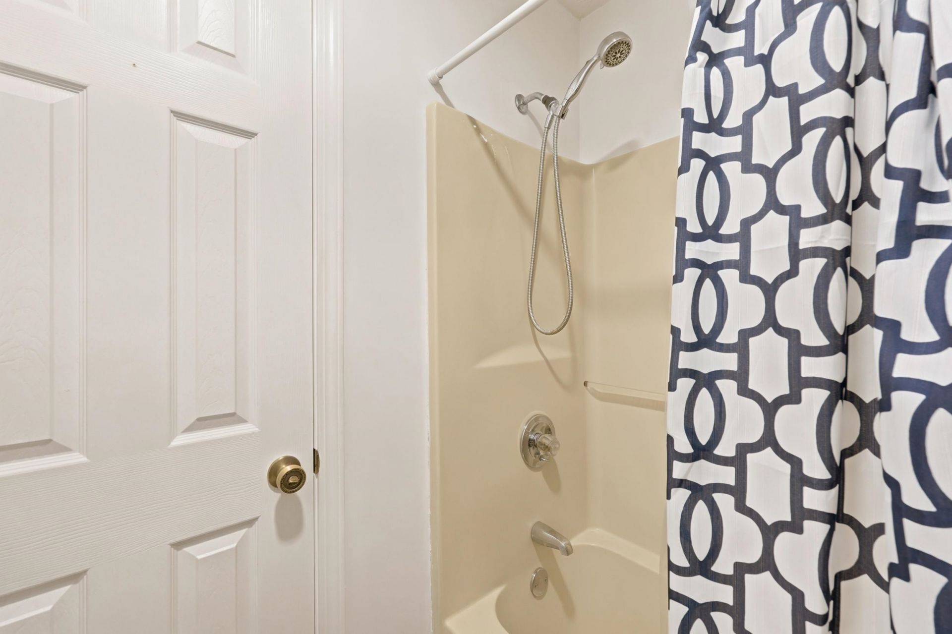 4490 Coquina Harbour Dr. Photo 16
