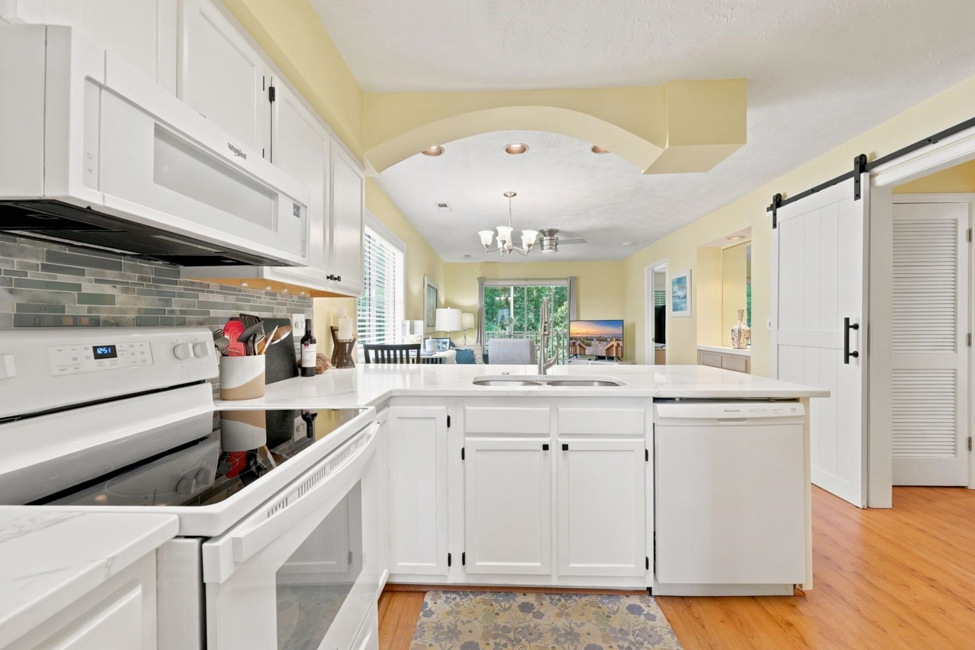 4490 Coquina Harbour Dr. Photo 6