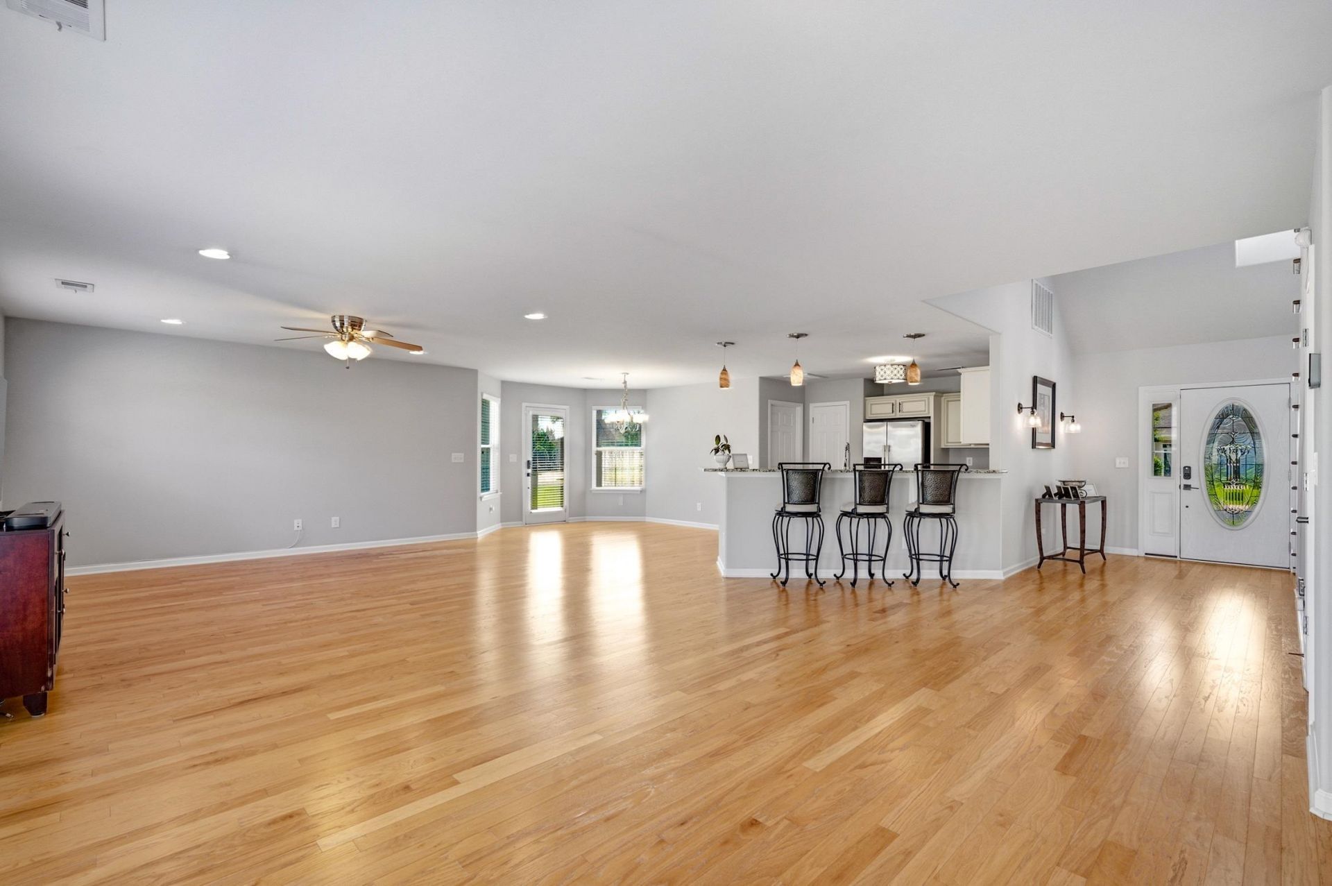 1425 Holtzman St. Photo 14