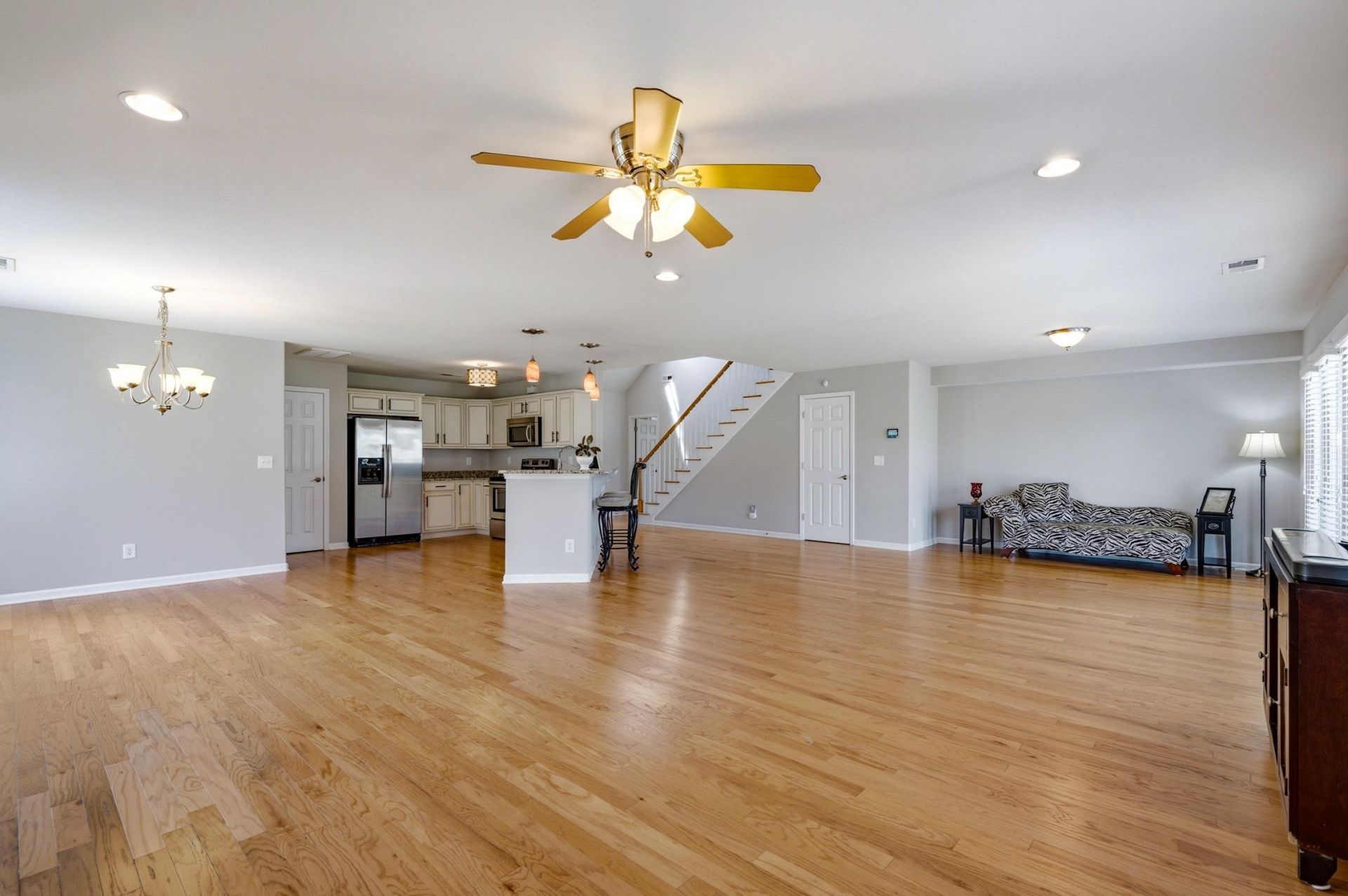 1425 Holtzman St. Photo 15