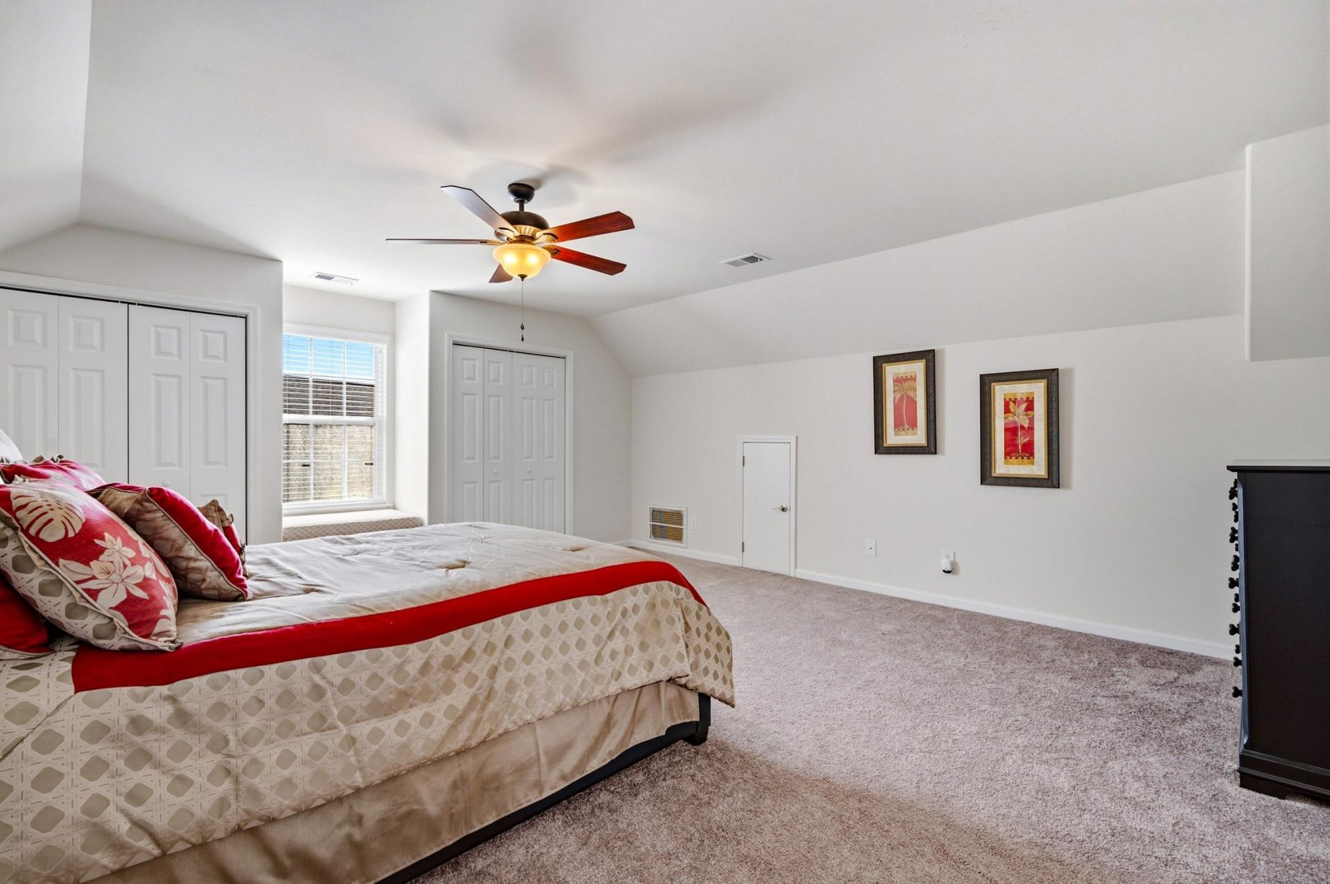 1425 Holtzman St. Photo 35