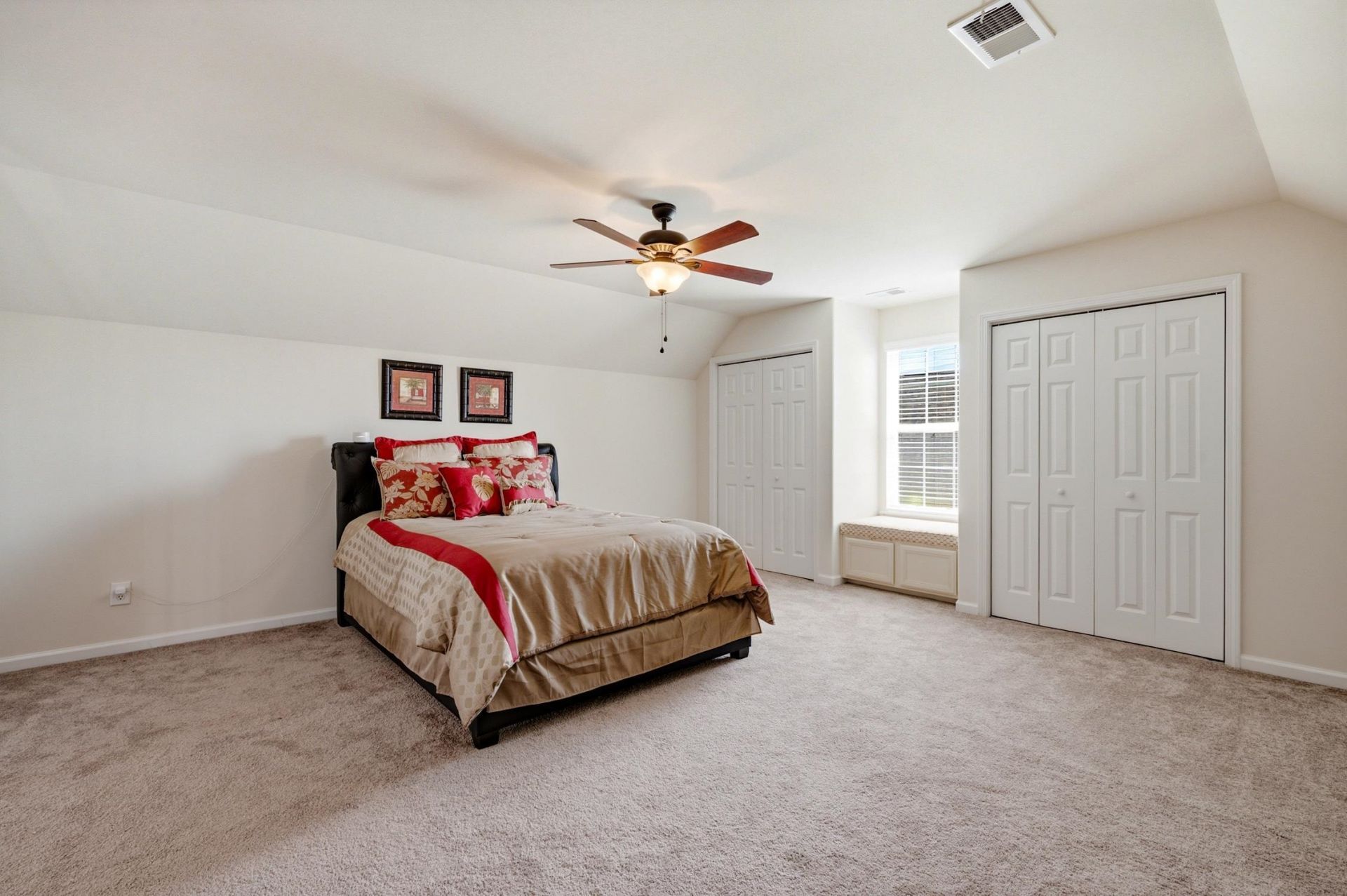 1425 Holtzman St. Photo 36
