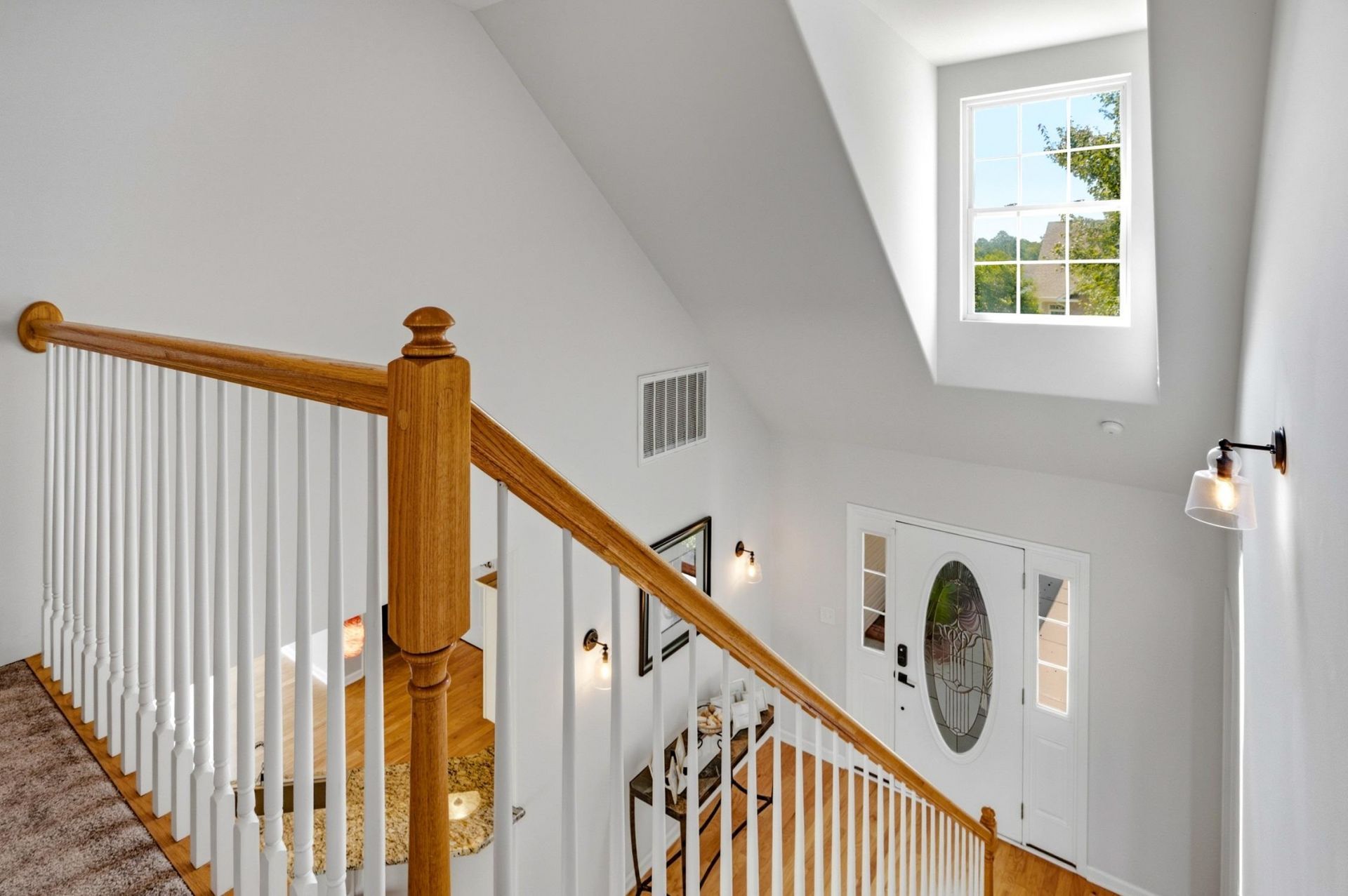 1425 Holtzman St. Photo 4