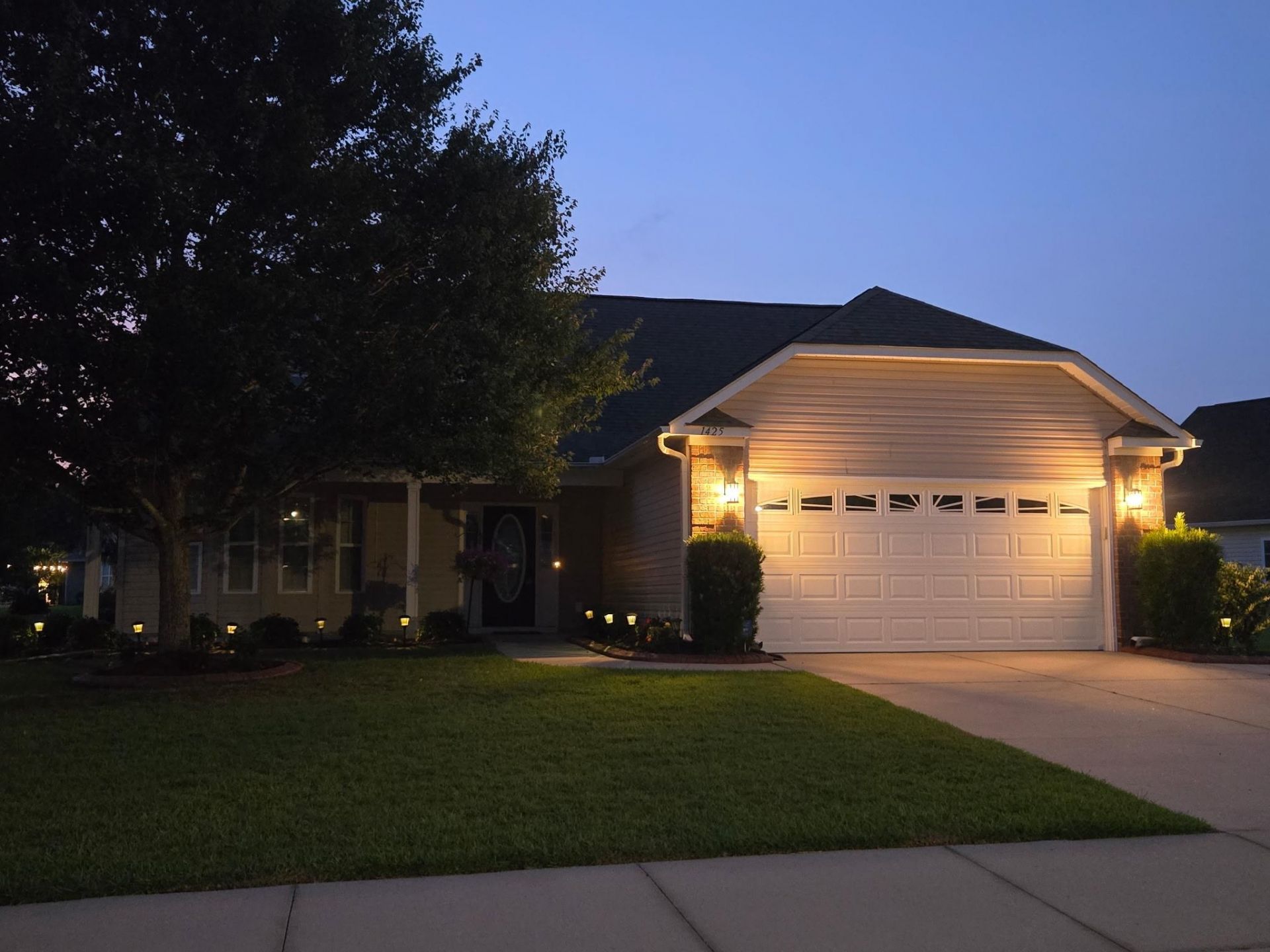 1425 Holtzman St. Photo 9