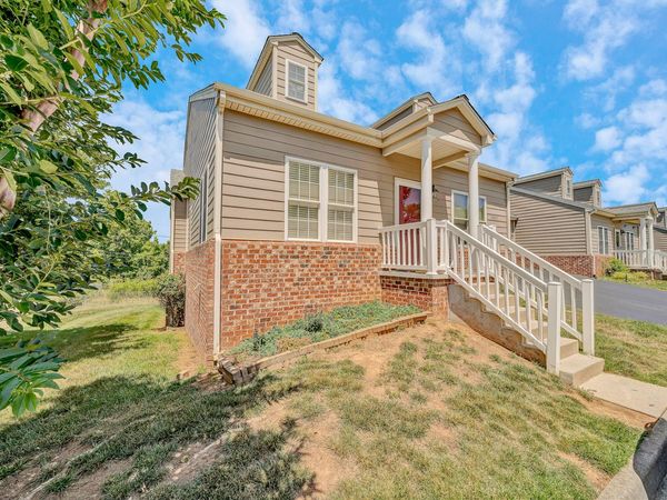 6602 Hartman CT , Roanoke, VA 24019