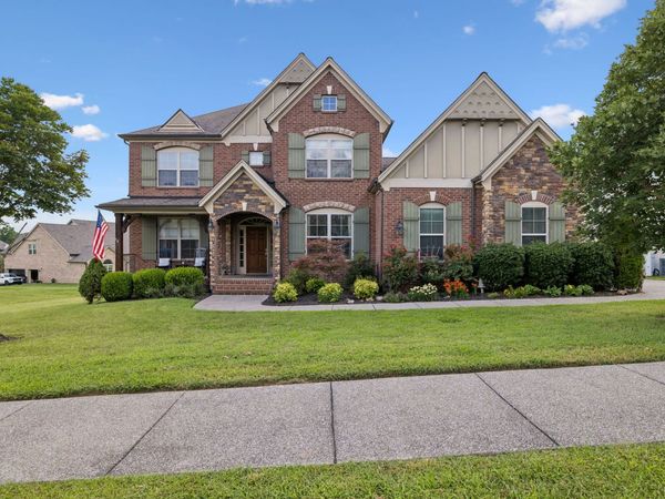 7005 Marwood Dr, College Grove, TN 37046