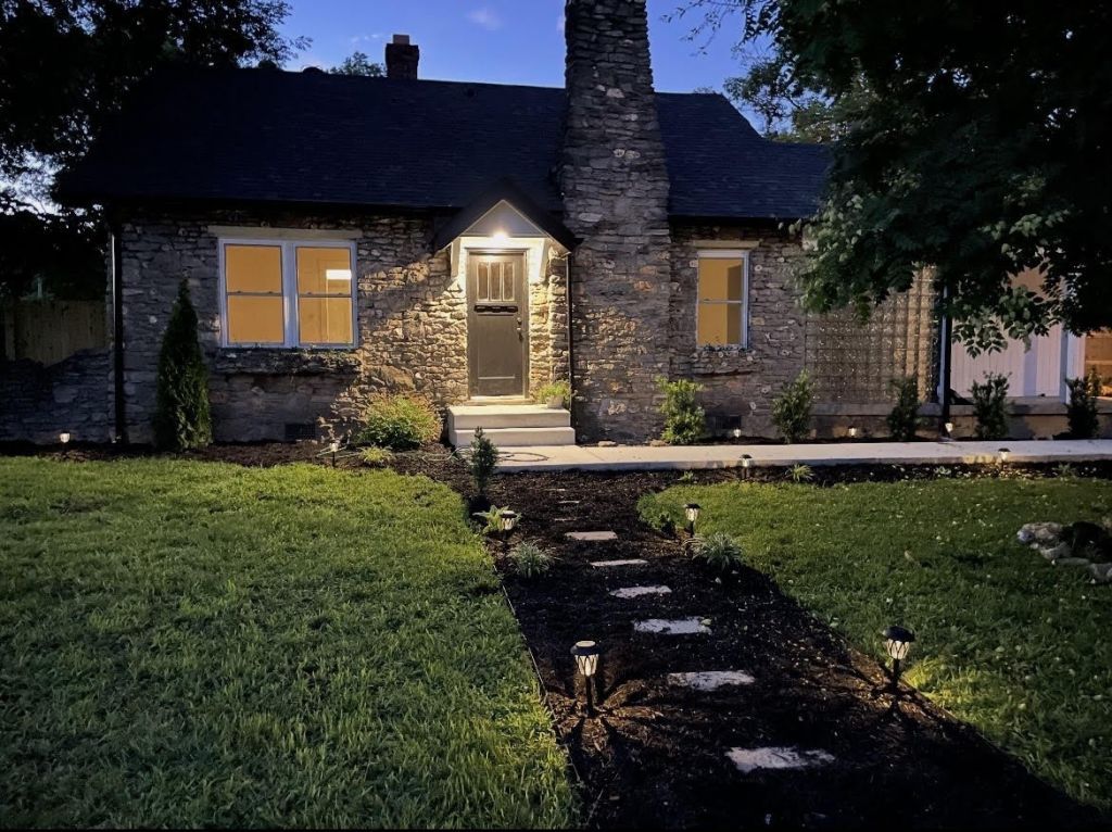 233 Dupont Ave, Madison, TN 37115 Main Photo