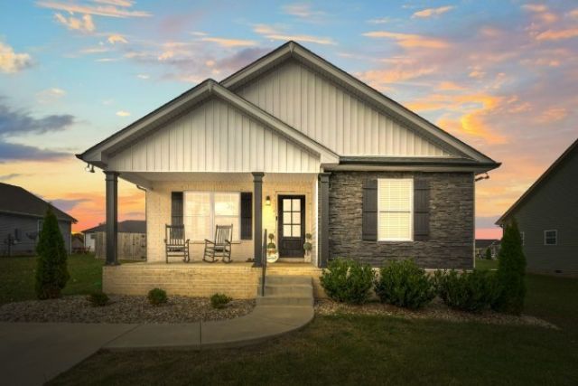109 Thacker Dr , Portland, TN 37148 Main Photo