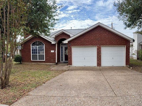 1747 Windy Park CIR, Round Rock, TX 78664