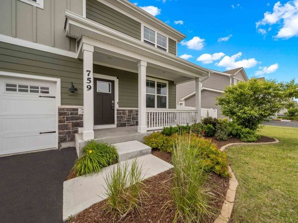 759 Kentshire Circle , Elgin, IL 60124