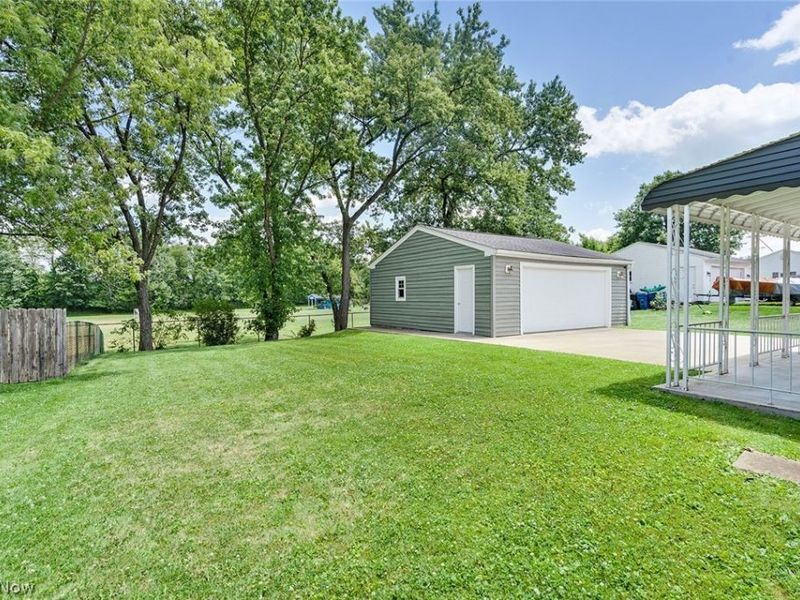 751 Dresden Drive, Hubbard, OH 44425 Photo 24