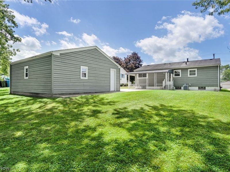 751 Dresden Drive, Hubbard, OH 44425 Photo 25