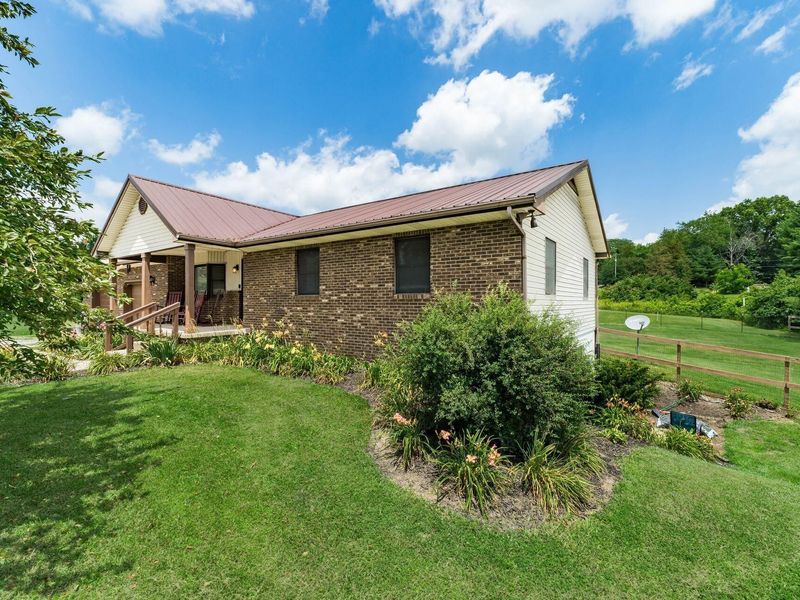 12890 Tarlton Road SW, Stoutsville, OH 43154 Photo 4