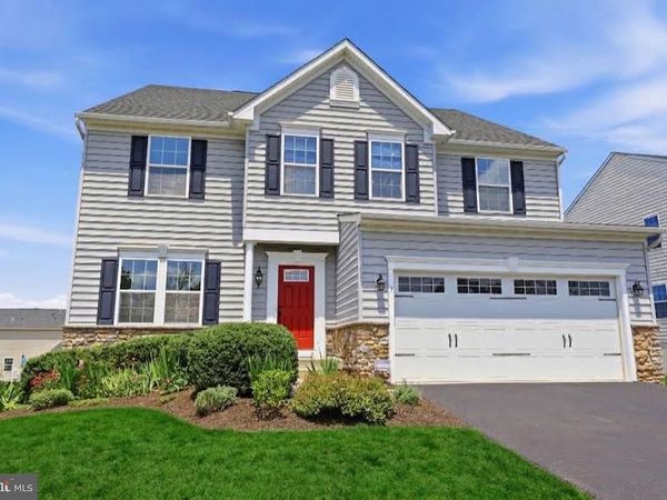 7 MONTELLA CIRCLE, POTTSTOWN, PA 19464