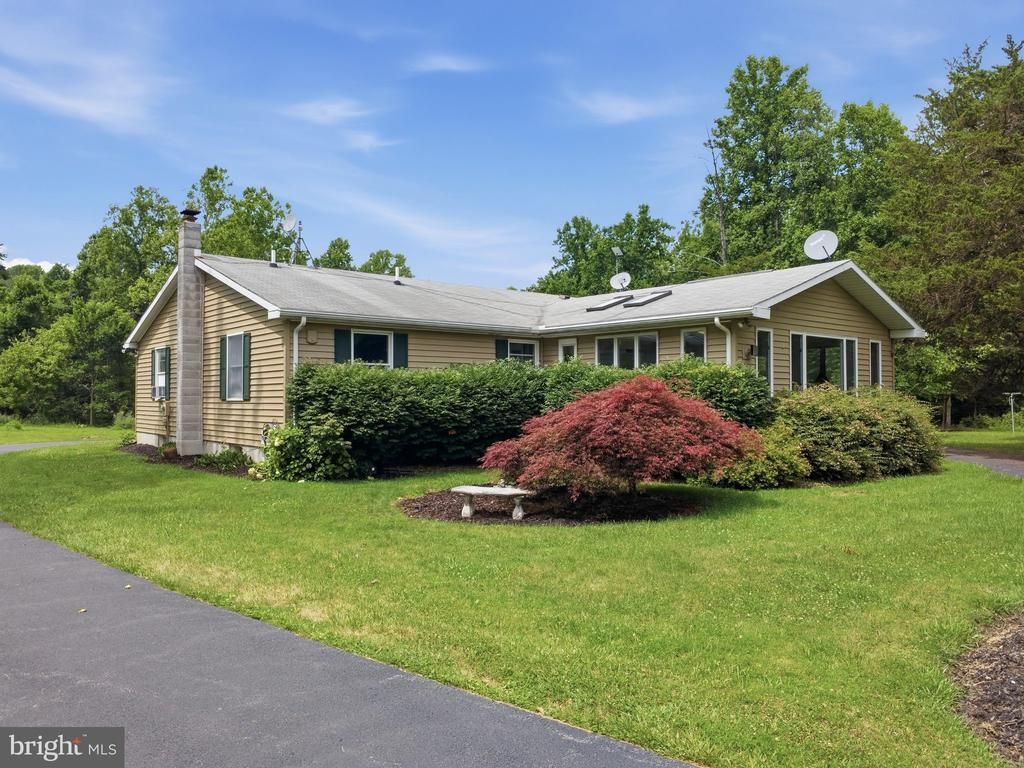 8730 HAMPTON VALLEY ROAD , EMMITSBURG, MD 21727