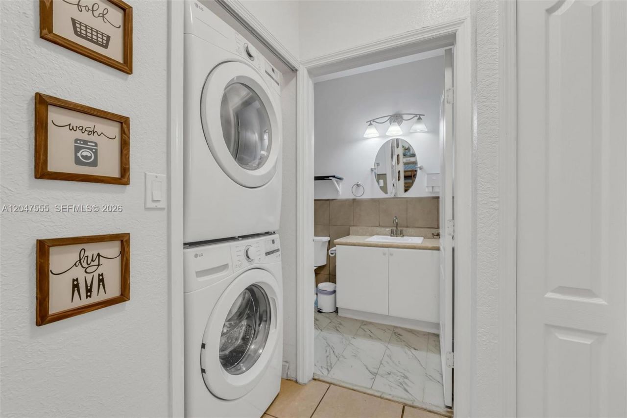 17820 NW 73rd Ave , Unit 103-1, Hialeah, FL 33015 Photo