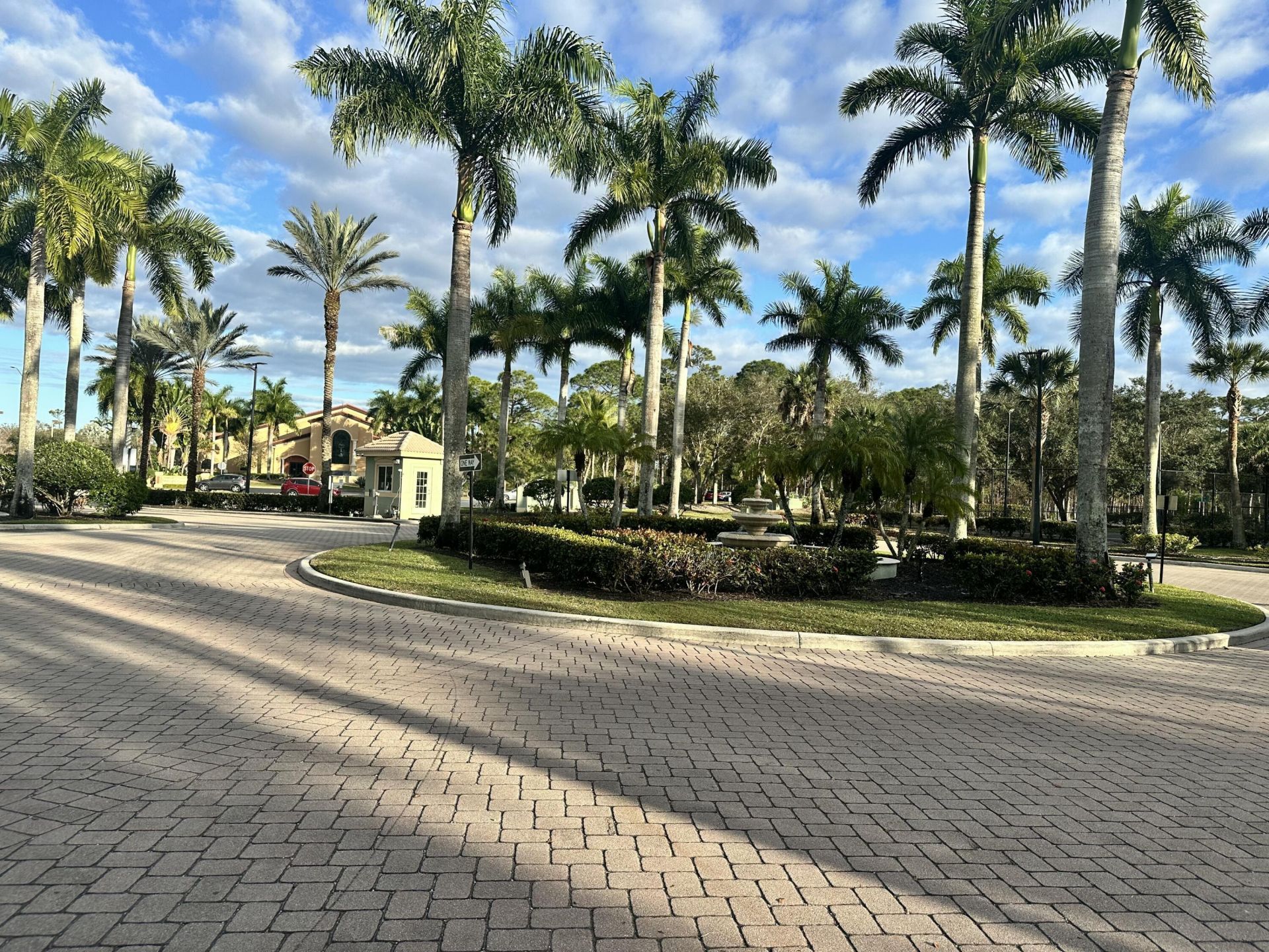 220 Crestwood Circle, Unit 106, Royal Palm Beach, FL 33411 Photo