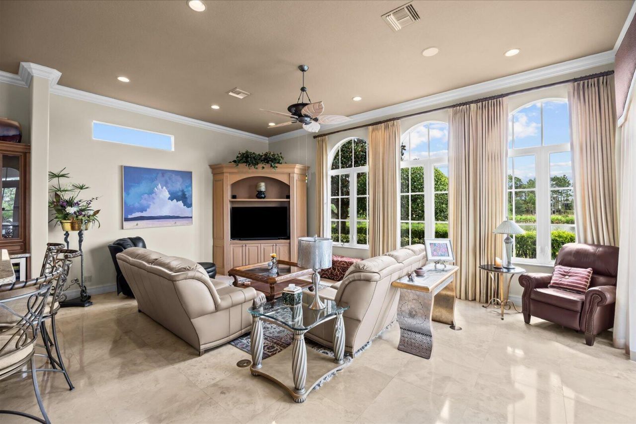 211 SE Bella Strano, Port Saint Lucie, FL 34984 Photo