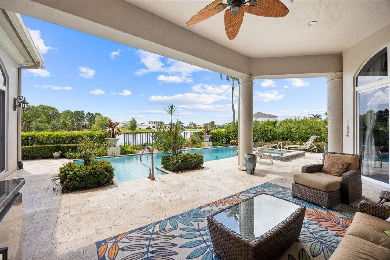 211 SE Bella Strano, Port Saint Lucie, FL 34984 Photo