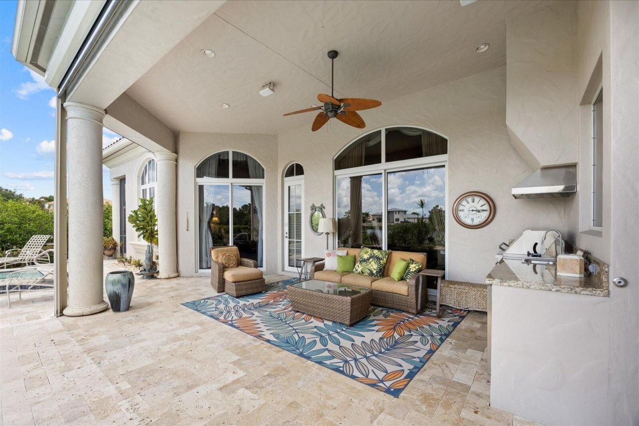 211 SE Bella Strano, Port Saint Lucie, FL 34984 Photo