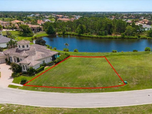213 SE Bella Strano, Port St. Lucie, FL 34984