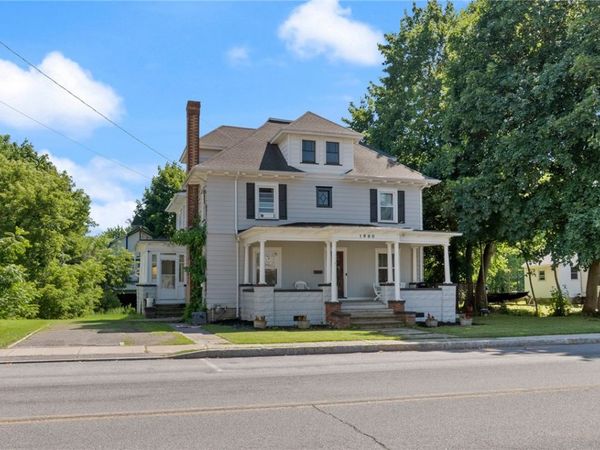1960 Ridge Road , Ontario, NY 14519