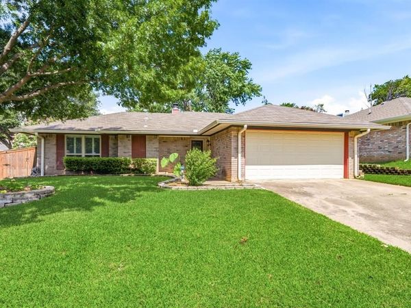 2507 Poppy Lane, Euless, TX 76039