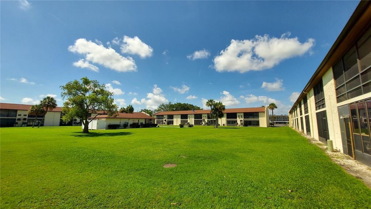 5154 Turquoise Lane , Unit 201, New Port Richey, FL 34652 Photo