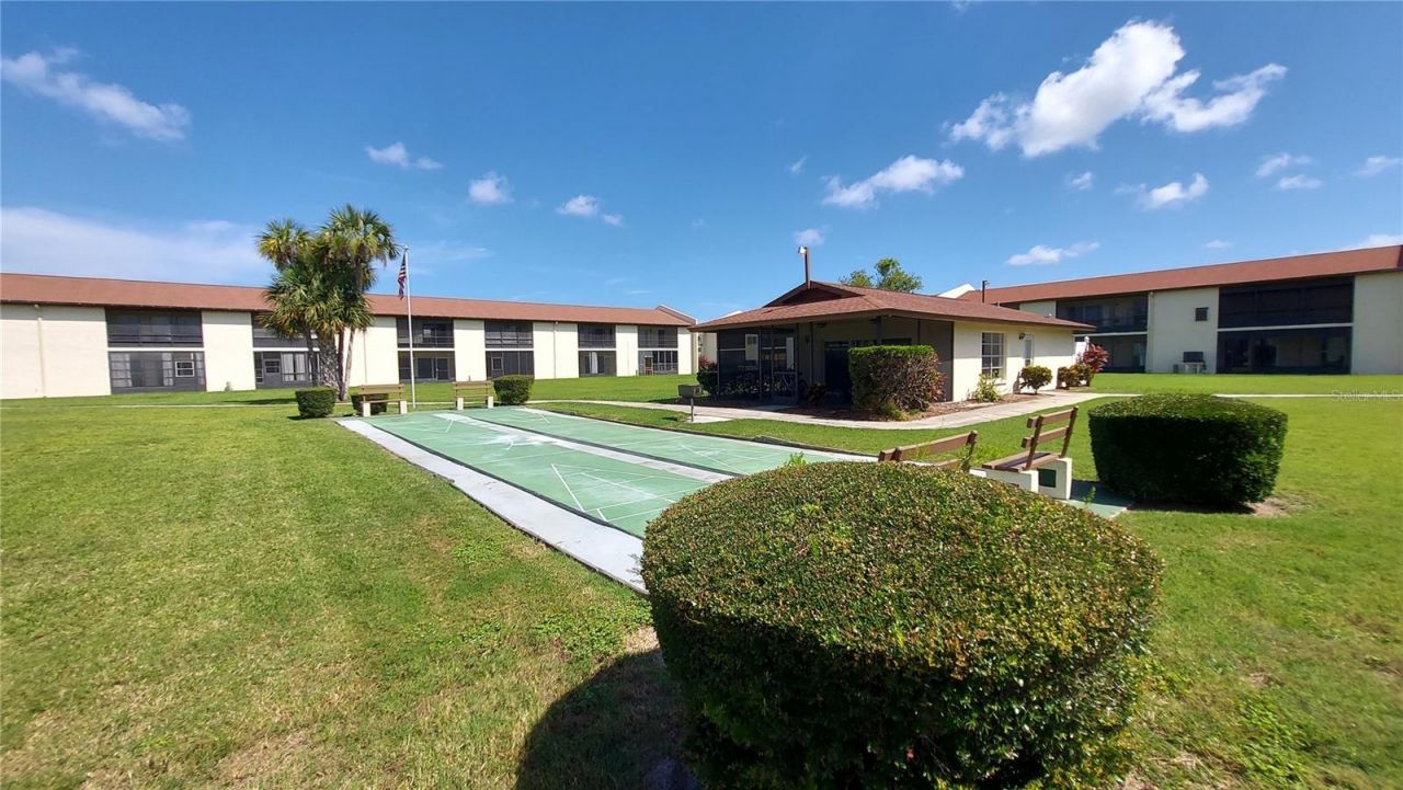 5154 Turquoise Lane , Unit 201, New Port Richey, FL 34652 Photo