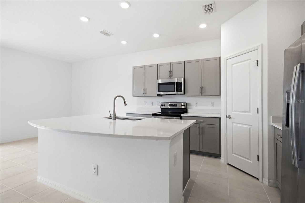 11731 Glenside Terrace , Palmetto, FL 34221 Photo