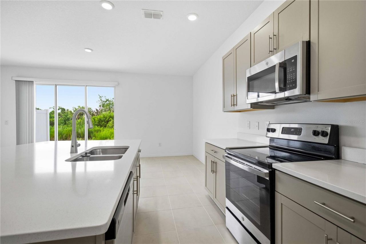 11731 Glenside Terrace , Palmetto, FL 34221 Photo