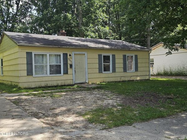3921 Ingham Street, Lansing, MI 48911